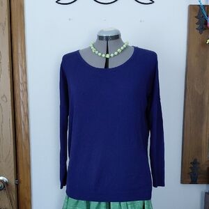 Victoria's Secret Navy Blue Light Knit Sweater Top size Medium